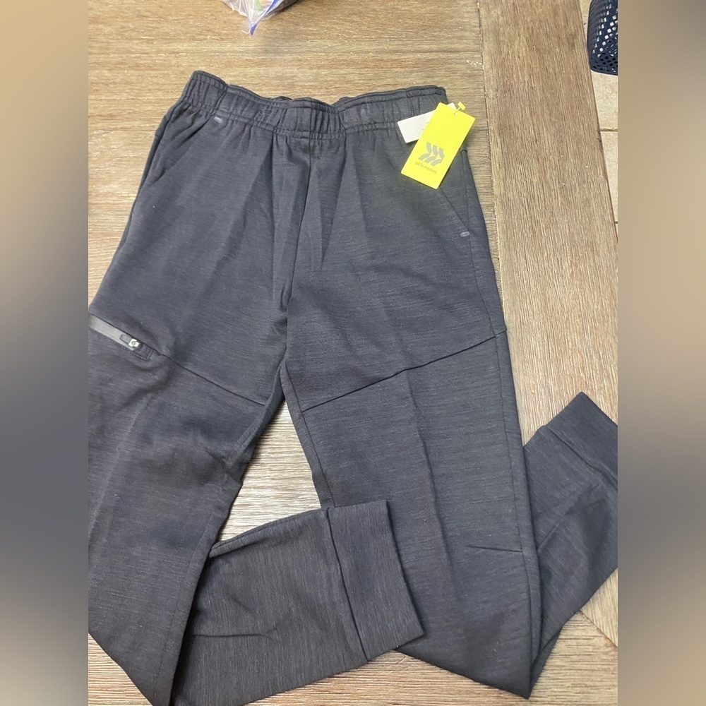 Boys' Performance Jogger Pants - All In Motion M 8-10boys 
NWT